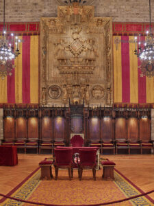Retablo del Saló de Cent en el Ayuntamiento de Barcelona. Autoría: José Luis Filpo Cabana (Wikimedia Commons).